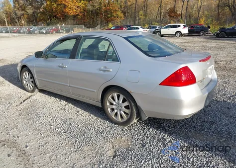 2007 Honda Accord 3.0 Ex из США, поврежденный, VIN 1HGCM66547A059761